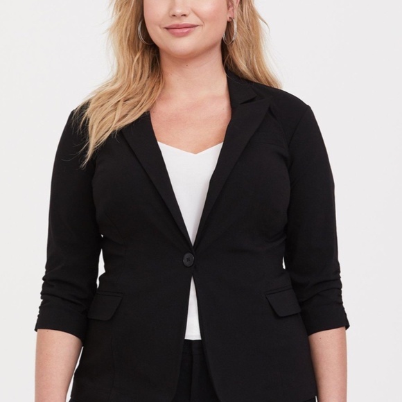 Torrid Studio Lexington Millennium Stretch Blazer - Black - Picture 3 of 8